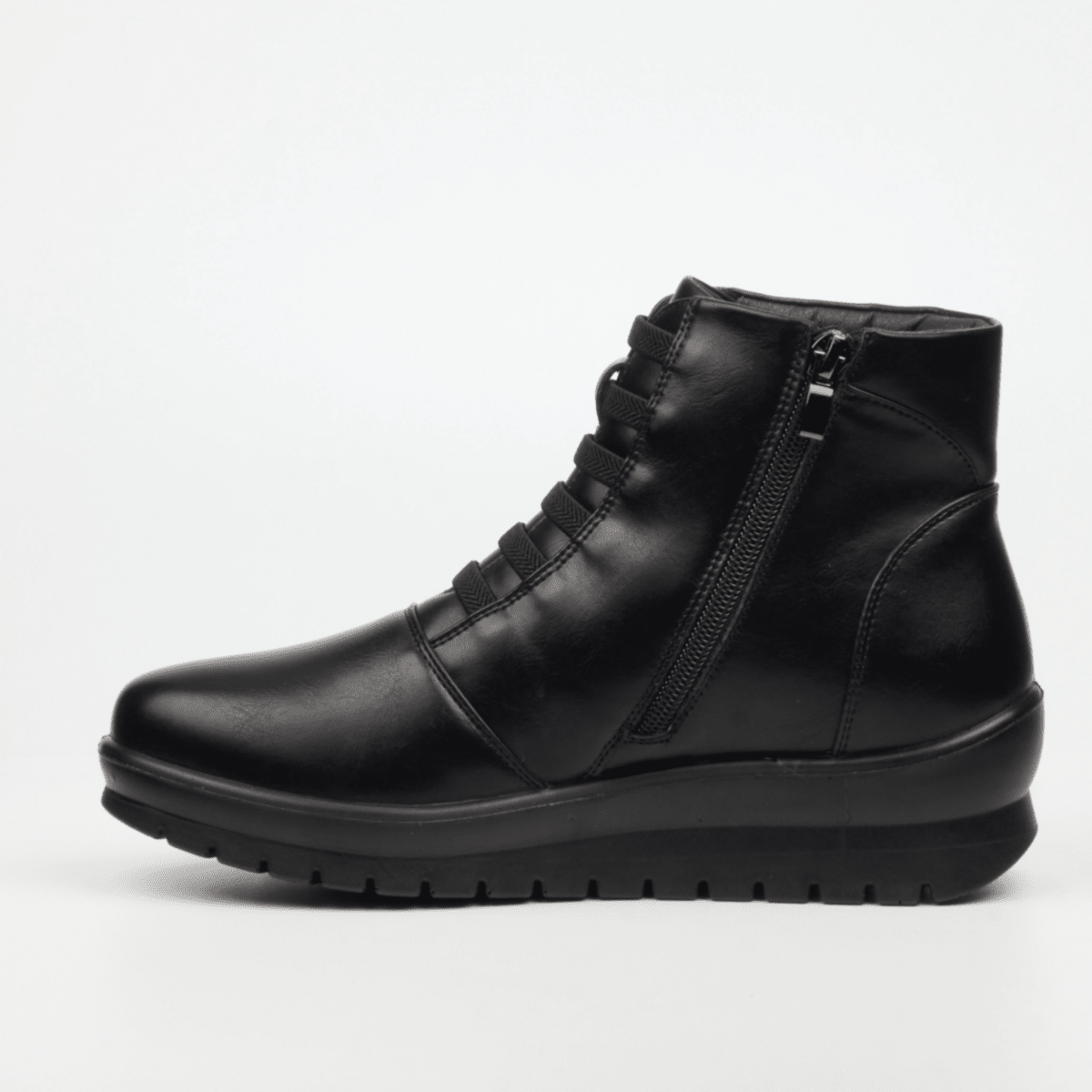 Black Butterfly Feet Saxon 2 ankle boots for women with stylish design and comfortable fit.