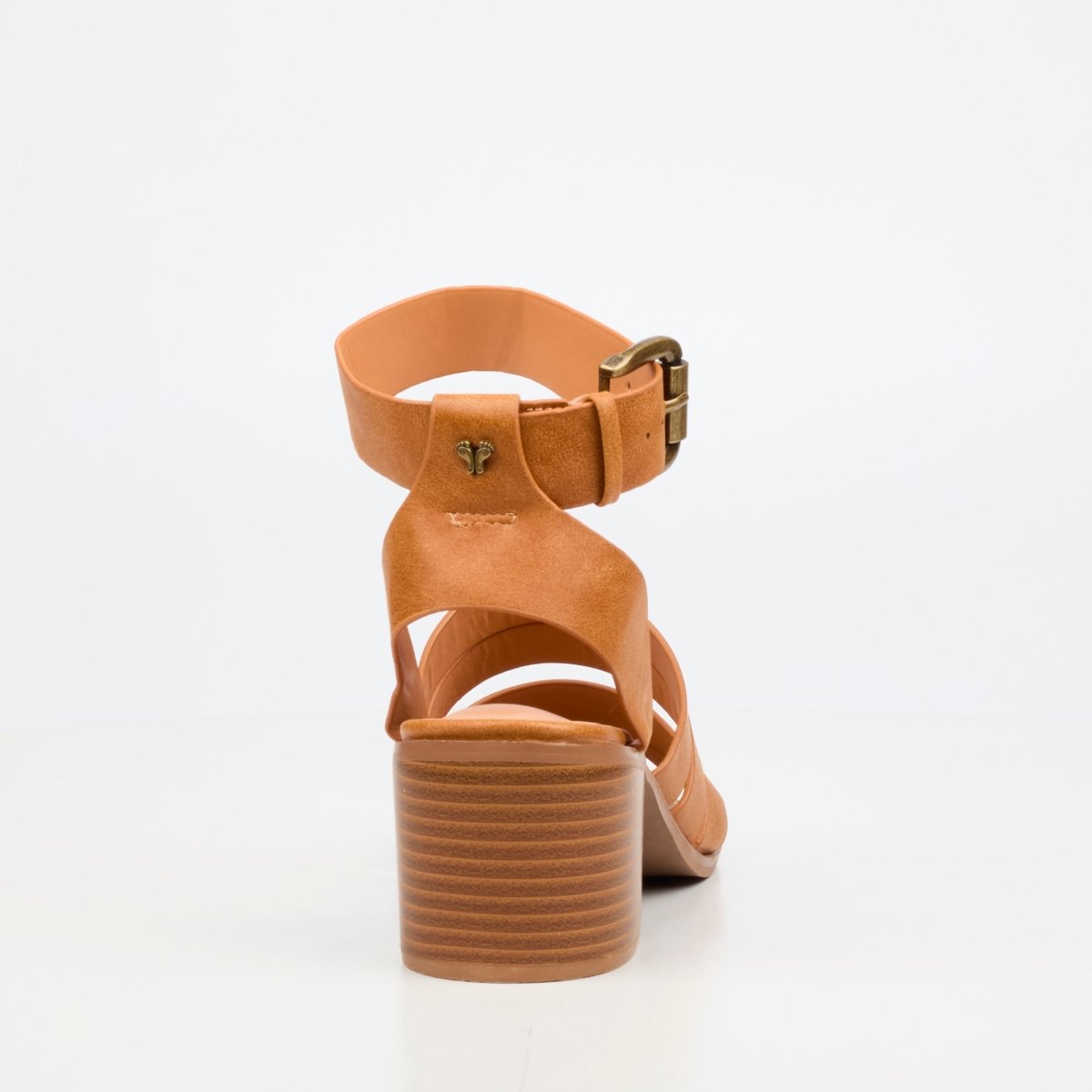 Tan Butterfly Feet Wexley 1 Heel women's sandals with open toe design, stylish and comfortable for warm weather.
