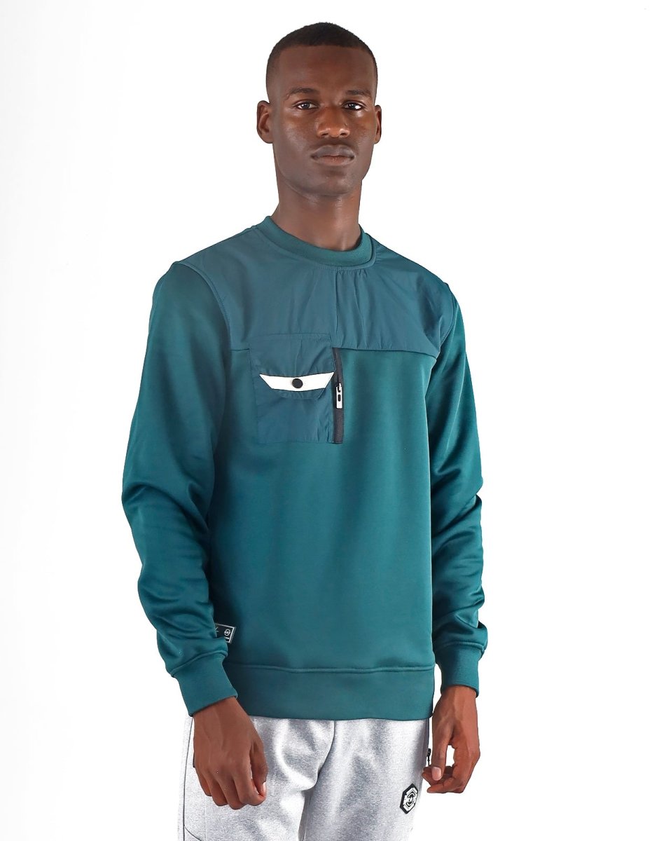 Klevas Foska men's emerald green pullover sweater with ribbed cuffs and neckline, showcasing a cozy, stylish knit design.