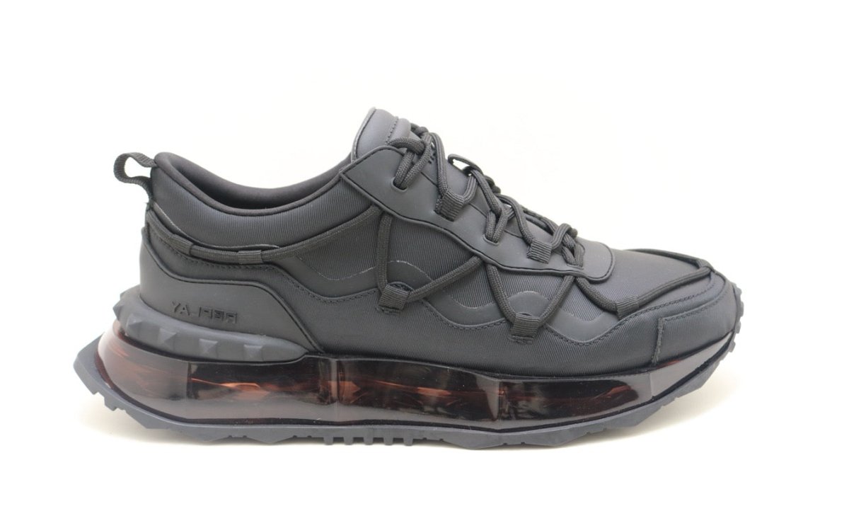 Replay Felmor Double Black men's sneakers in black leather with white accents, featuring lace-up design and stylish outsole.