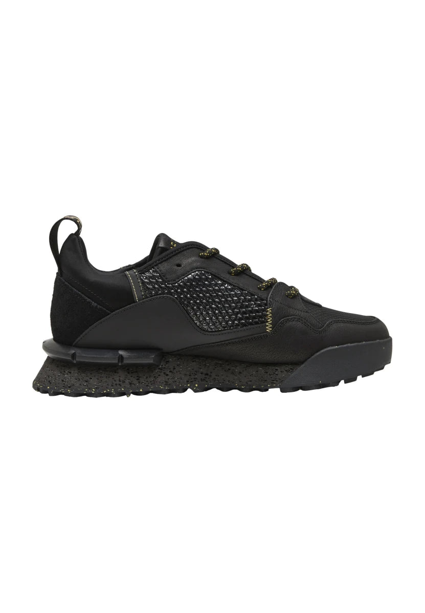 Replay Field Speed Grid 26 black and yellow men's sneakers with breathable mesh and supportive sole for athletic comfort.