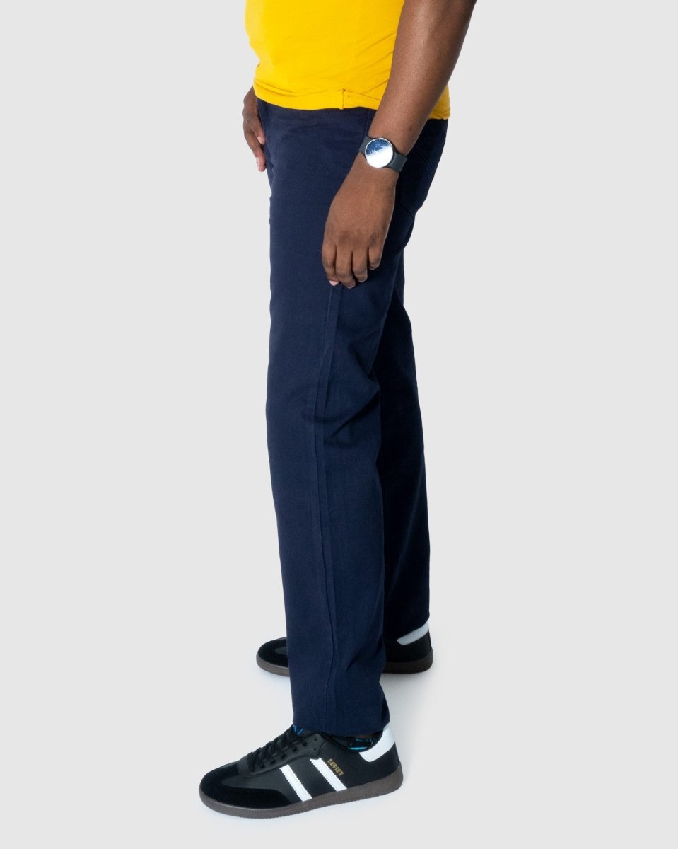 Soviet Voyager 2 No5 Navy men's jeans in dark denim with classic fit and stitching details.