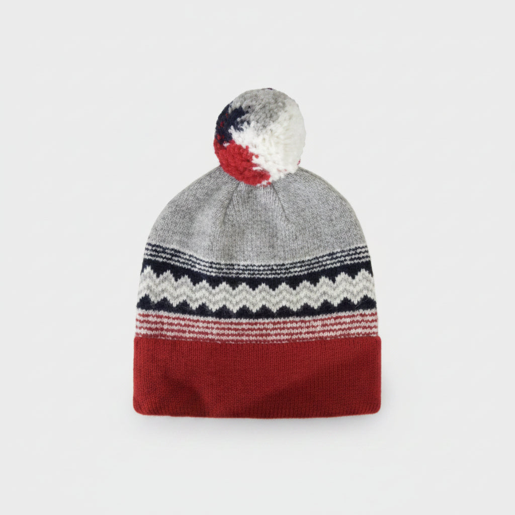 Strachan men's single chev beanie in black, knitted headwear with a subtle chevron pattern, designed for warmth and style.