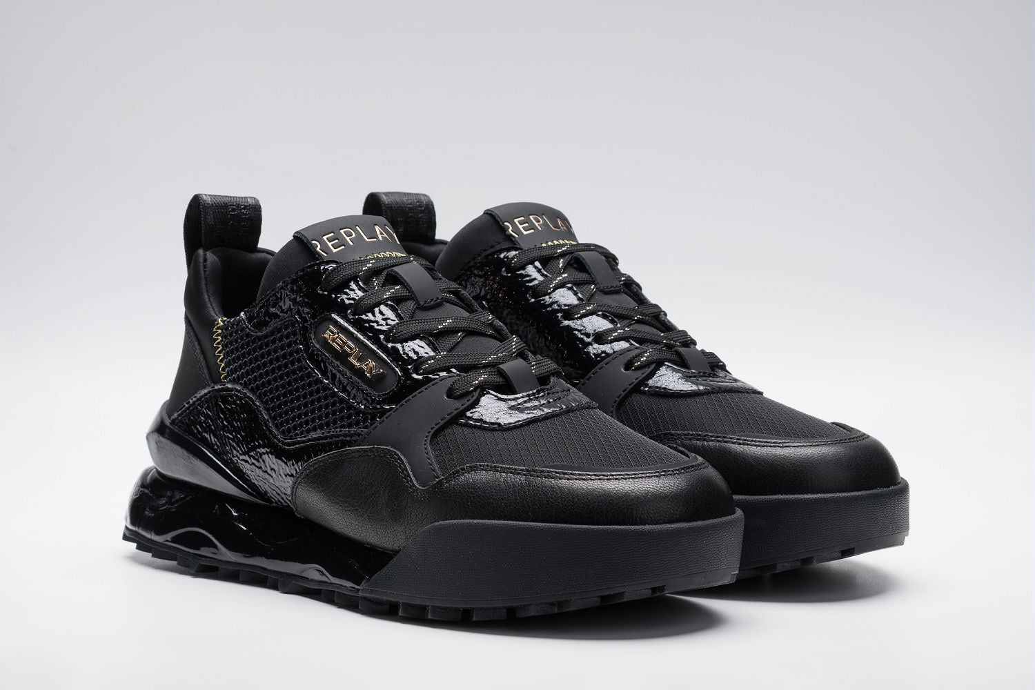 Replay Field Triple Black