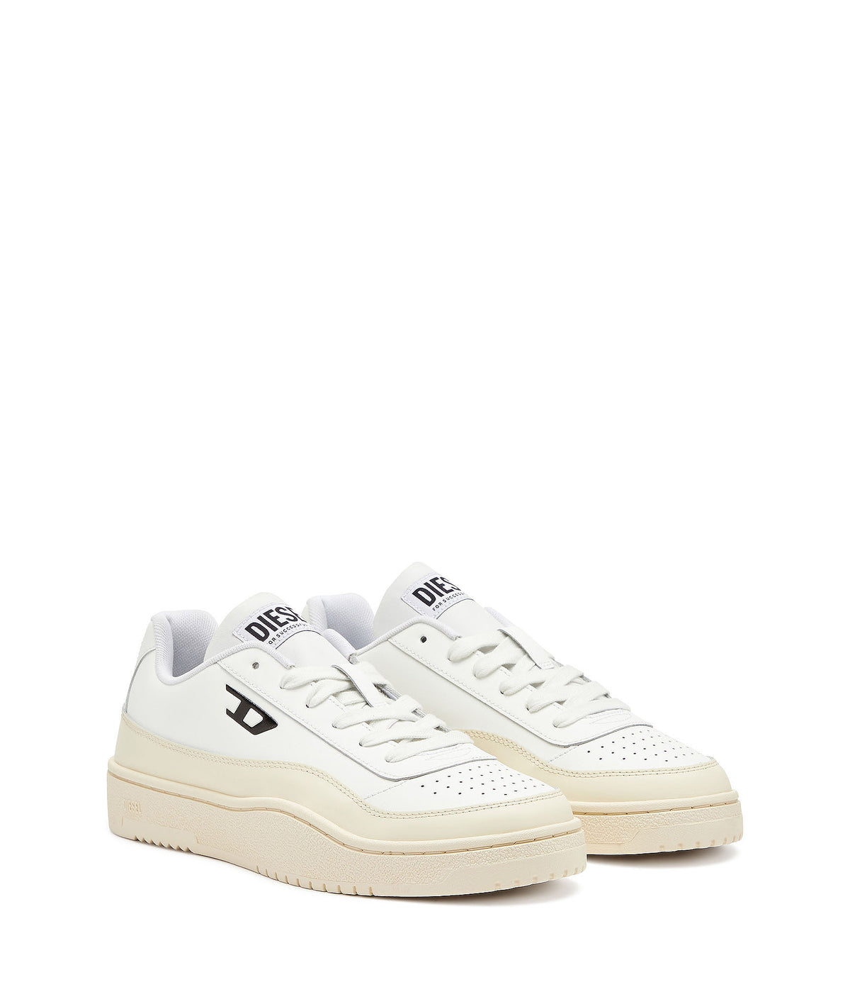 Diesel S-Tracker-D low cloud crème and bright white men's sneakers with laces and chunky sole, casual athletic style.