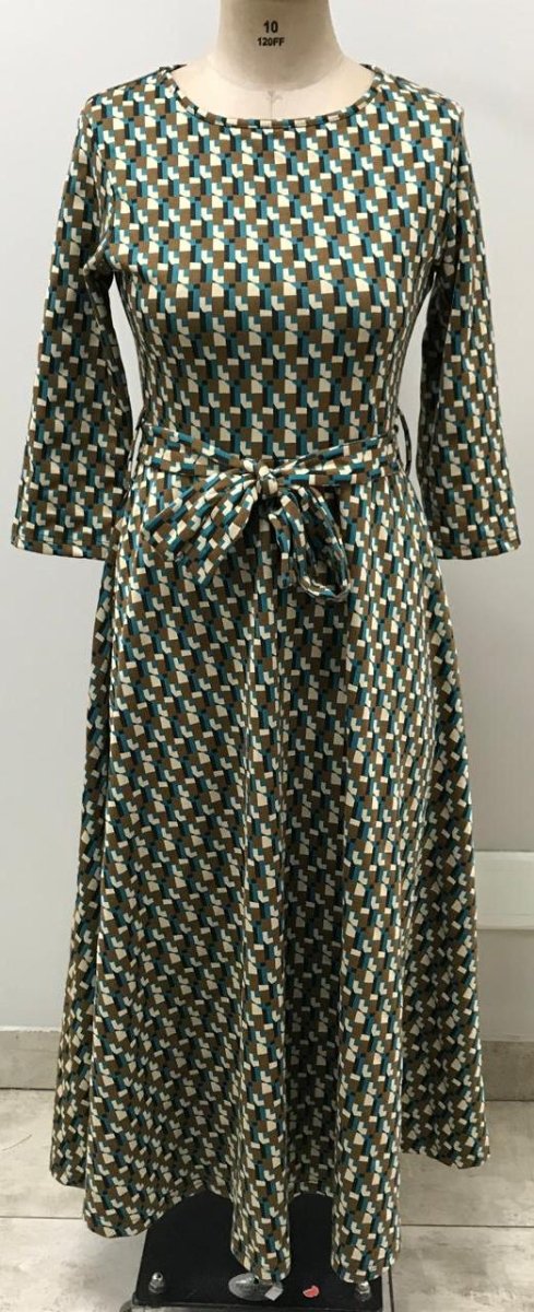 Bouchara Flair knitted dress in jade for women, featuring a stylish, fitted design with textured knit fabric.