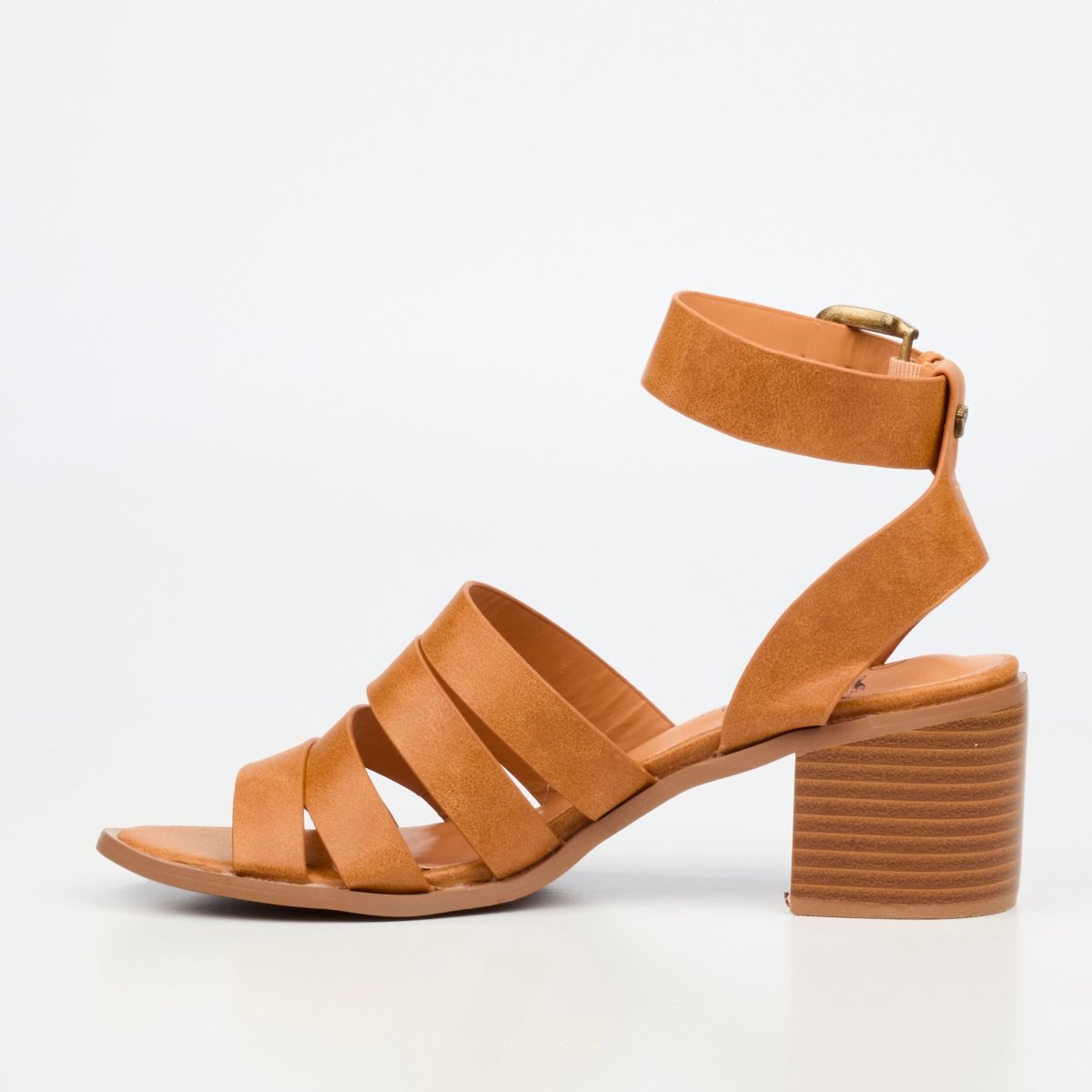 Women's Butterfly Feet Wexley 1 Heel Tan sandals with open toe and ankle strap, stylish and comfortable for summer wear.