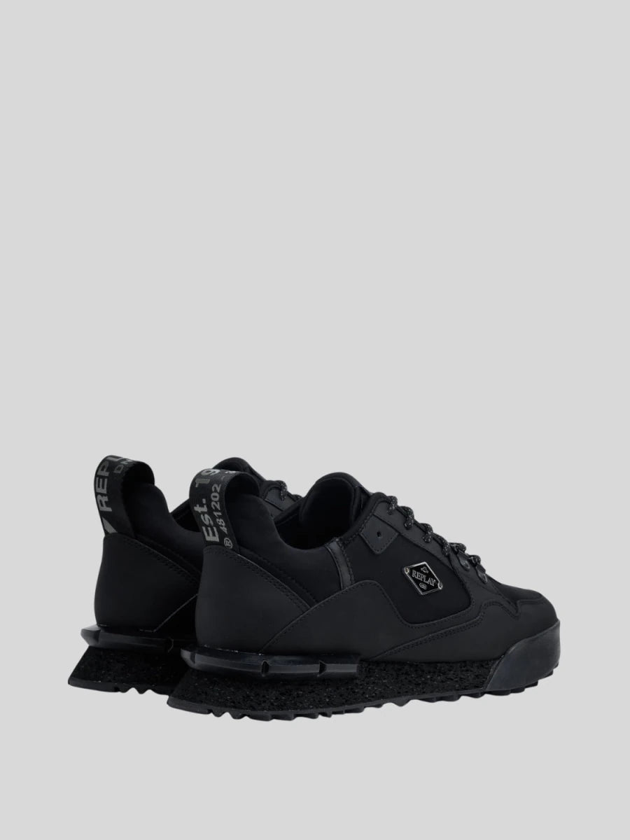 Replay Field Speed Rhombus SA men's sneakers in black with stylish design and comfortable fit, featuring Replay branding.