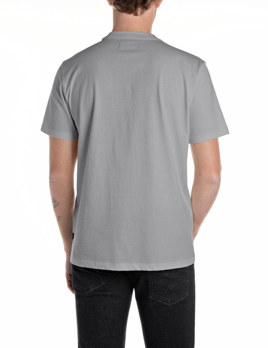 Men's Replay T-Shirt M3099 Lead Grey, casual short-sleeve shirt with a crew neck, made from comfortable fabric.