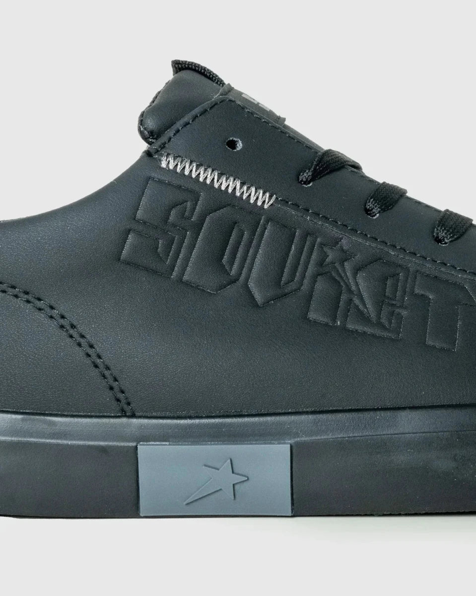 Men's Soviet Hollywood sneakers in black and charcoal with a sleek design and comfortable athletic style.