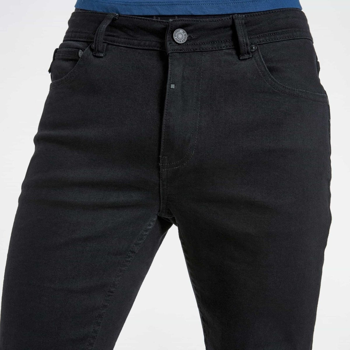Black SPCC Onyx men's jeans with a slim fit, featuring classic five-pocket design and subtle branding details.